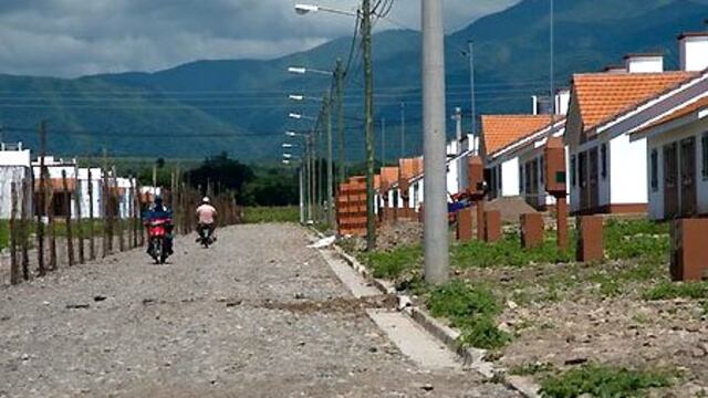 Viviendas del IPV en barrio El Huaico\u002E (Gobierno de Salta)