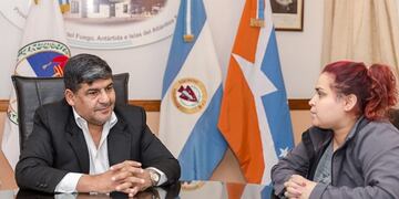 Tamara Saucedo visita la Legislatura