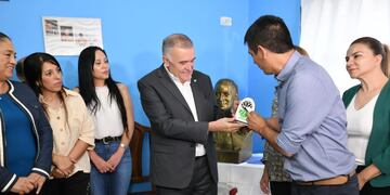 Osvaldo Jaldo participo de de los actos por los  135 aniversario de la Comuna de Santa Ana