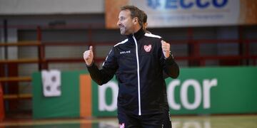 El entrenador de Instituto recibió a su primer hijo en el parate en Liga Nacional.