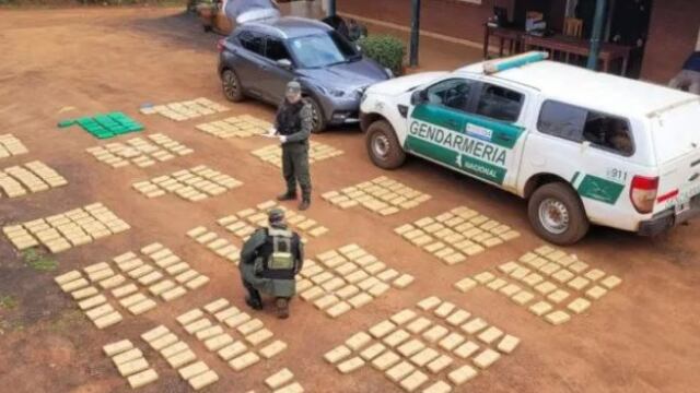 Incautan contrabando millonario de marihuana en Jardín América.