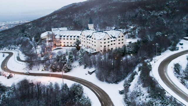 Hoteles increíbles para alojarse cerca de los centros de esquí más importantes de Argentina