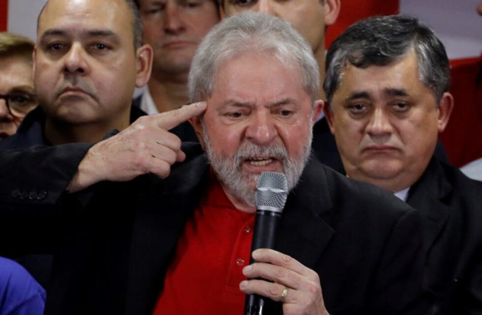 Lula habló tras la condena por corrupción y oficializó su candidatura