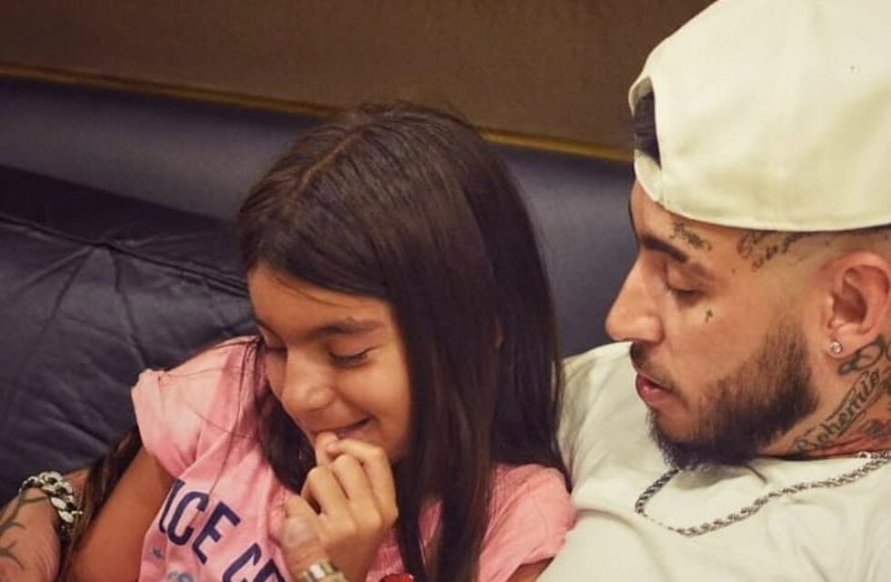 Tiernísimo: Ulises Bueno graba nuevo material, su hija lo acompañó y mostró las fotos