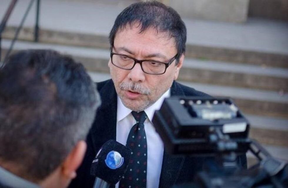 "Es necesario rediscutir seriamente y sin prejuicios el rol que tienen las Fuerzas Armadas, dijo Fernando Valdez