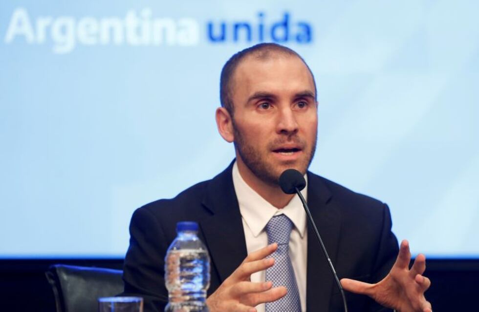 El ministro de Economía Martín Guzmán y su estrategia para negociar la deuda