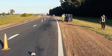 El motociclista murió tras ser impactado por un Toyota Etios a la altura de Funes\u002E (Infofunes)
