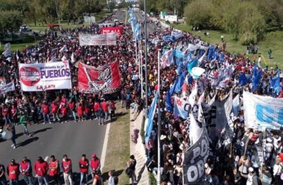 Organizaciones sociales impulsan sus reclamos con el informe de la UCA sobre la pobreza