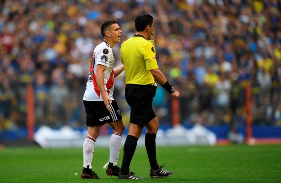 Rafael Borré sumó una amarilla y se pierde el partido de vuelta