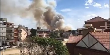 Incendio en Villa Gesell\u002E (Foto: Captura de video)