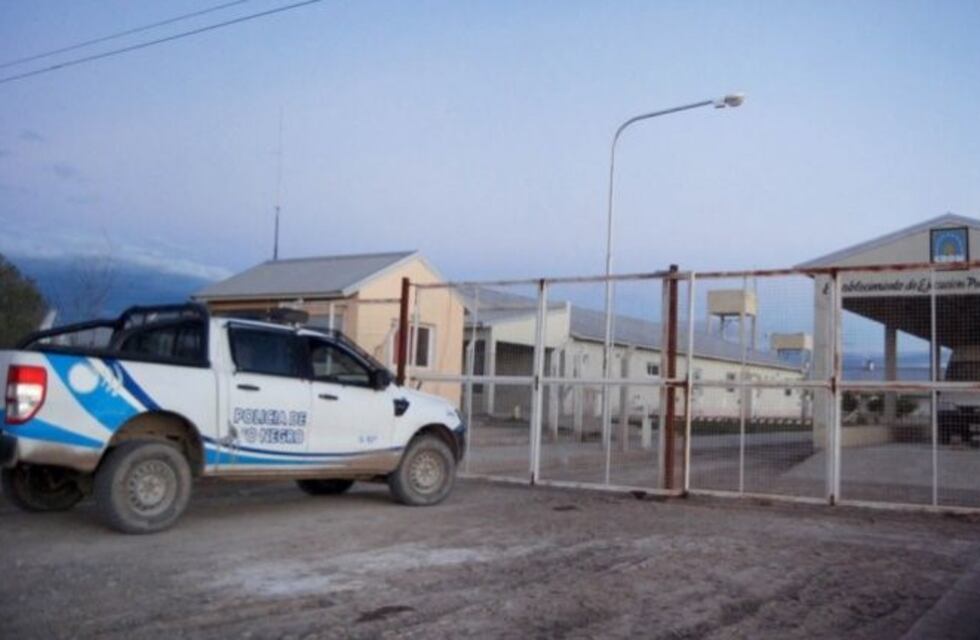 Un hombre recibió una apuñalada durante una visita al penal de Cipolletti