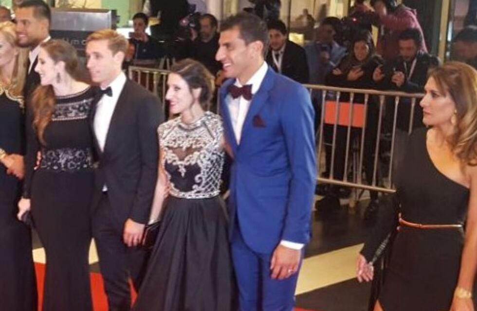 El Patón Guzmán sorprendió a todos con su look