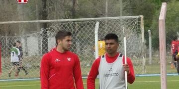 Con la lanza, Maxi Correa espera con todo el debut albirrojo\u002E