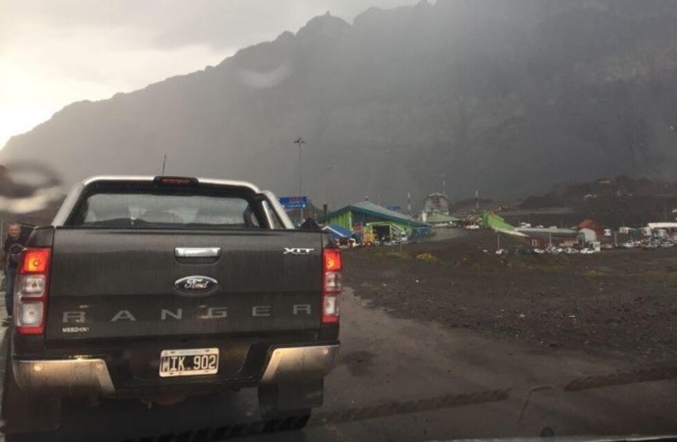 El SMN emitió un alerta por vientos intensos con ráfagas en la Cordillera