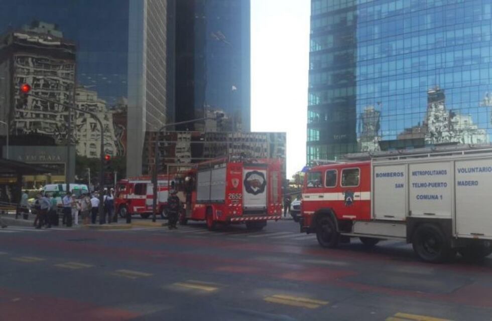 Una falsa alarma y evacuación provocó un caos en el Bajo porteño