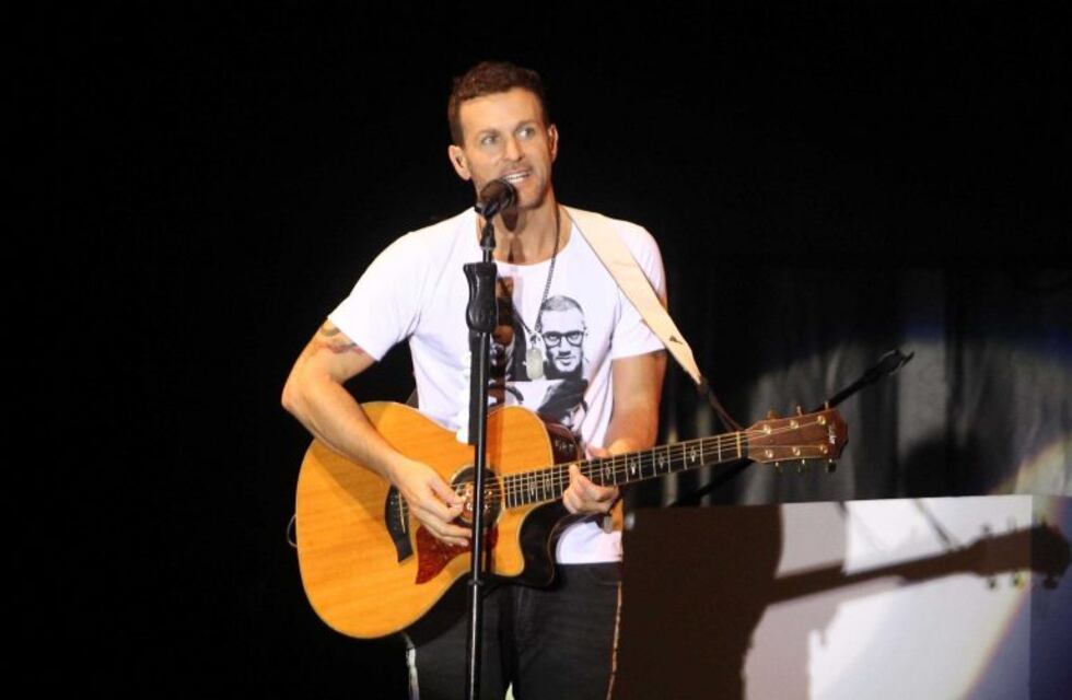 Dios Salve a la Reina, Axel y Carajo llegan este finde a Rosario