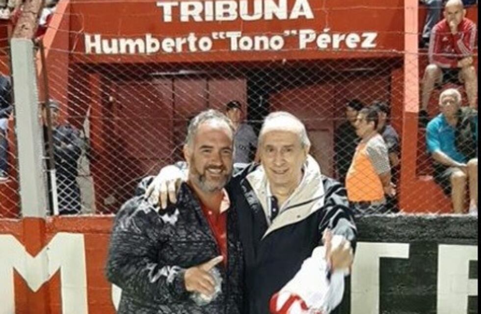 Dedican una tribuna a "Tono" Pérez en el estadio de Guaraní Antonio Franco