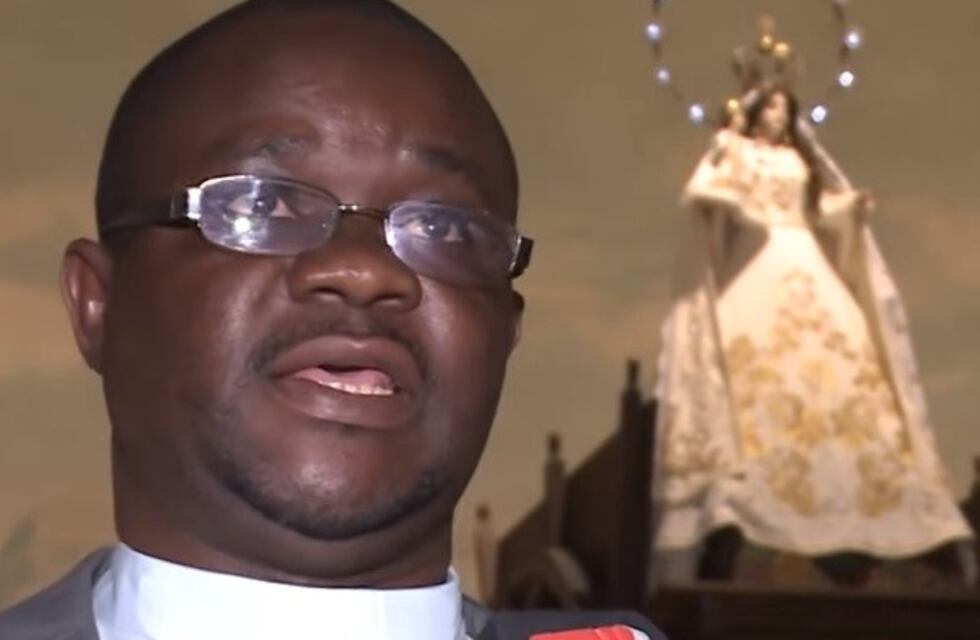 Basilio, el cura congoleño que predica en Mendoza, le gustan las empanadas pero no el mate