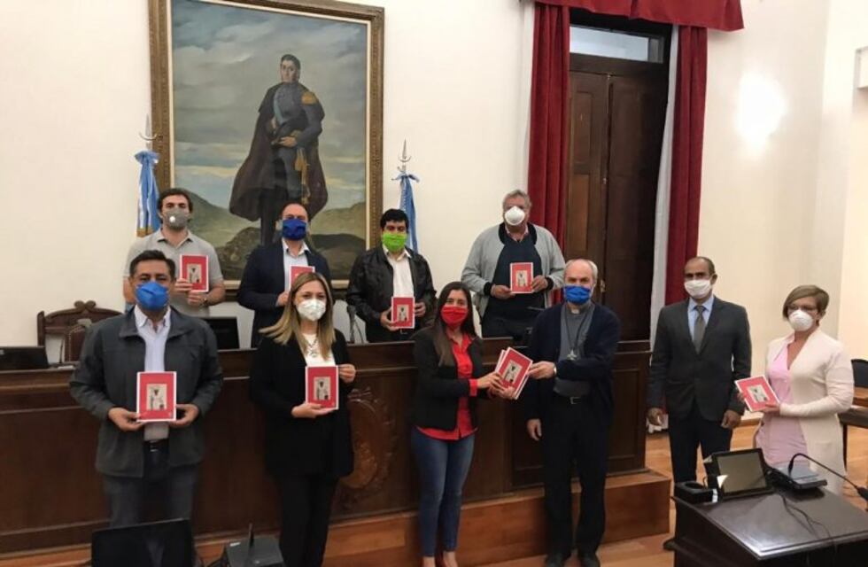 El Obispo Braida visitó la Cámara de Diputados