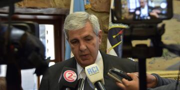 Ante el anuncio de la fórmula Macri-Pichetto, Haquim cambió de parecer y adhirió a la propuesta del oficialismo\u002E