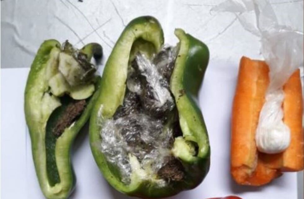 Quiso entrar a una cárcel platense con droga escondida en morrones y zanahorias: terminó detenido