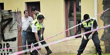 Lo acusan de matar a su madre de 17 puñaladas