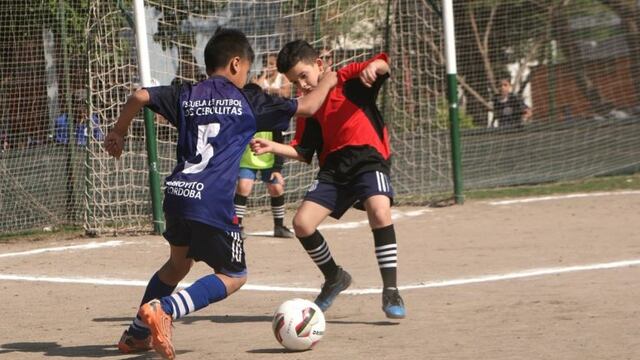 Futbol infantil imágen ilustrativa