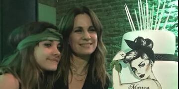 Nancy Duplaá con su hija