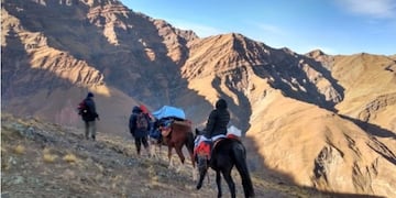 El camino a construir deberá trepar por montañas que superan de los 4\u002E000 metros sobre el nivel del mar\u002E