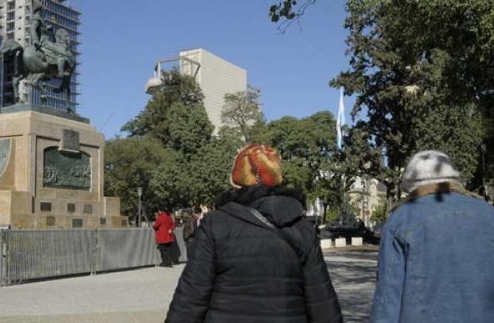 El jueves amanecerá frío pero se volverá un día primaveral en Santiago