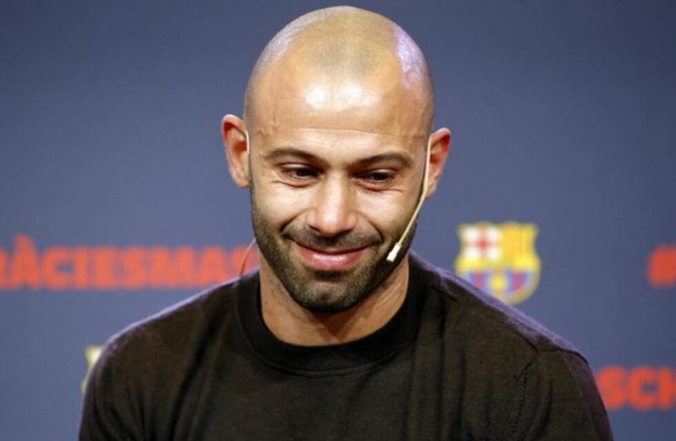 Mascherano no quiso perderse el aniversario de la escuela donde estudió de chico y les envió un video
