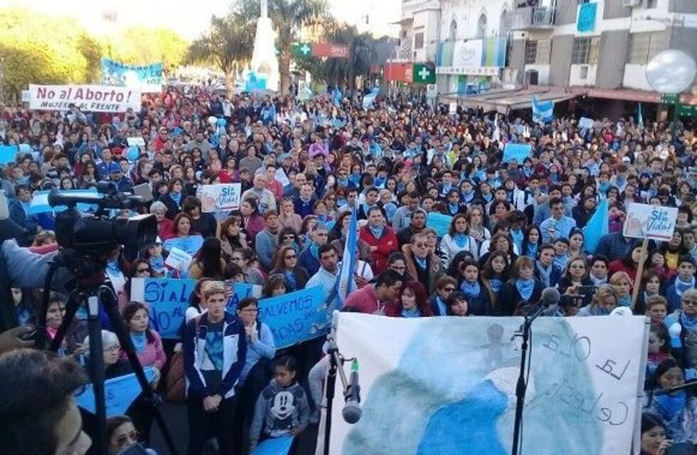 Cientos de chaqueños se movilizaron en contra de la despenalización del aborto