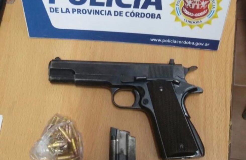 Las Varillas: dos detenidos sorpresivamente por portar un arma