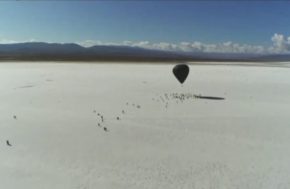 Fue todo un éxito la experiencia "Aerocene Pacha" en Salinas Grandes