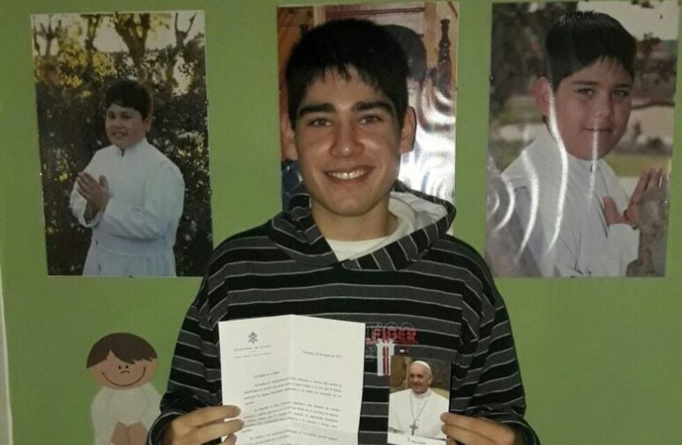 Un chico de un pueblo cercano a Rosario quedó sorprendido por la respuesta del Papa Francisco a su carta