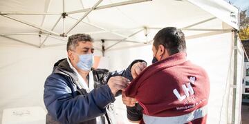 El Móvil Covid de la Municipalidad de Uspallata también vacunó a los empeados municipales del valle con la vacuna antigripal.