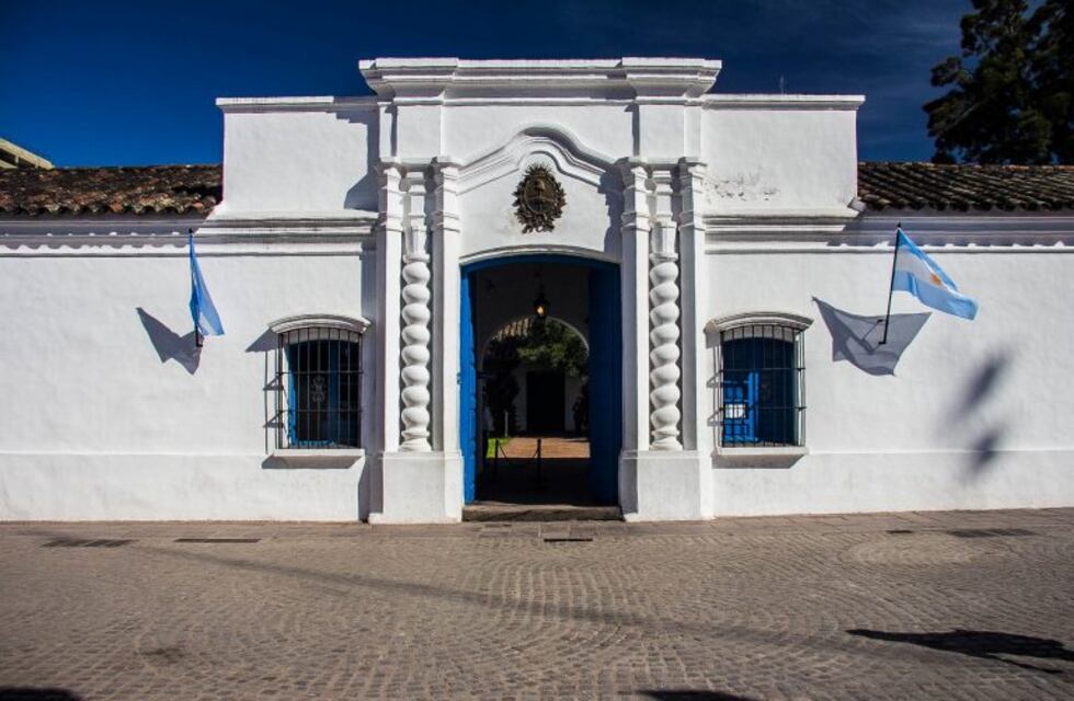 El antes y el después de los principales edificios históricos de Tucumán