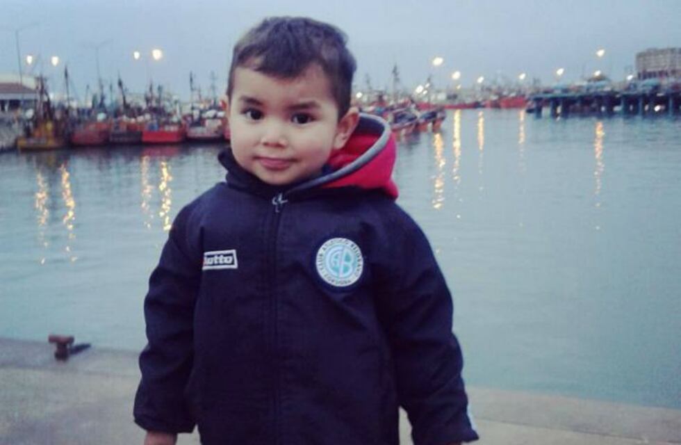 Tiene tres años, le robaron la pileta y su mamá busca que se la devuelvan