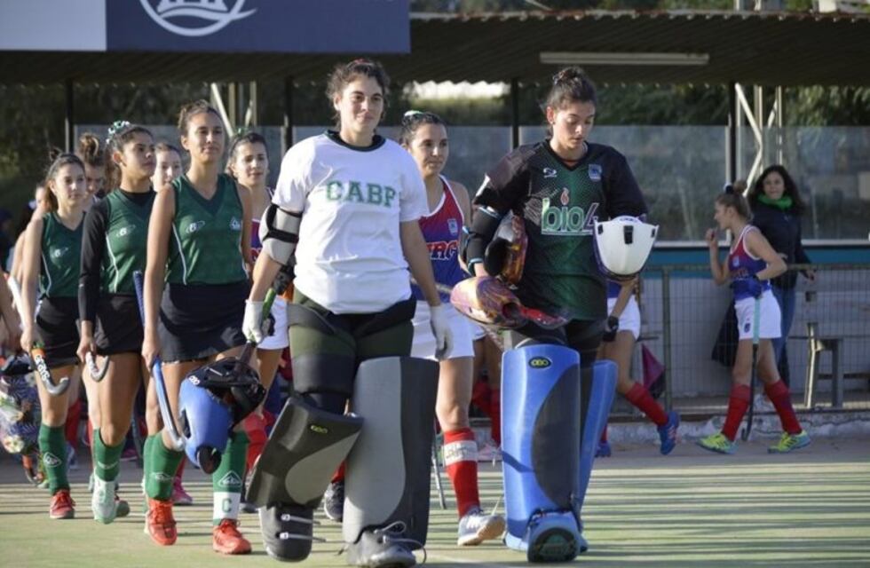 Barrio Parque y Universidad de Río Cuarto debutan en el Regional de Clubes Damas B