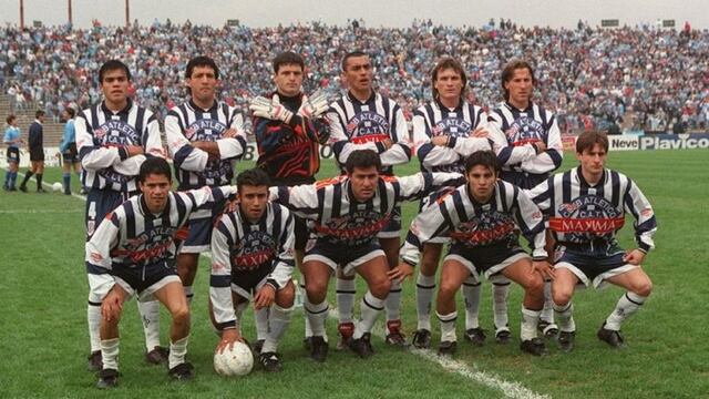 A 20 años del ascenso a Primera en el clásico, los campeones de Talleres tuvieron su reconocimiento\u002E