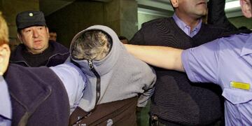 Detienen a la esposa del "chacal de la Cuarta" que abusó por veinte años de su hija