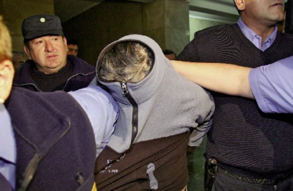 Detienen a la esposa del "chacal de la Cuarta" que abusó por veinte años de su hija