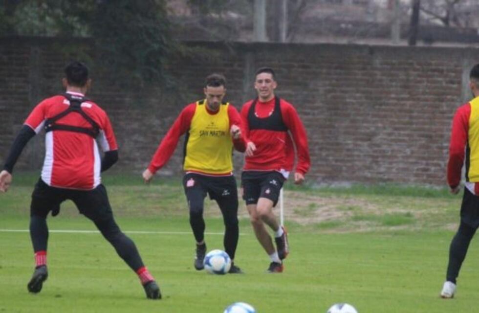 Forestello dio a conocer a los convocados para enfrentar a Atlético esta noche