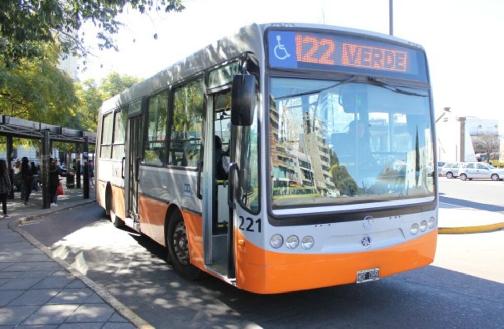 El boleto del transporte urbano debería rondar los 12 pesos según relevó el último estudio de costos