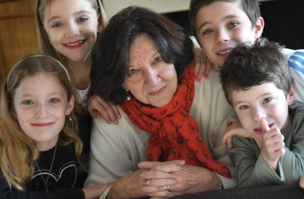 Teresita, la mendocina que terminó el secundario a los 75 años