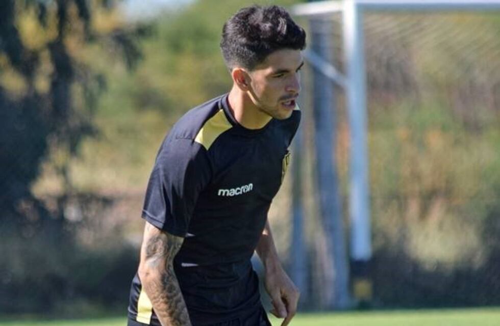 Lacunza sigue sumando minutos en los amistosos de Olimpo