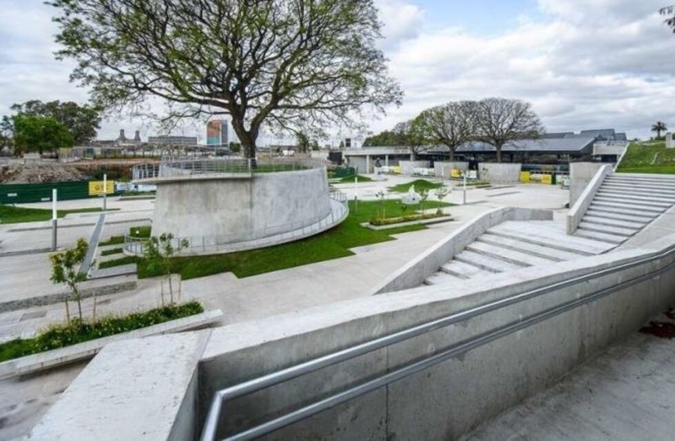 Con el inicio del Congreso Smart City, inauguran el renovado Centro de Exposiciones