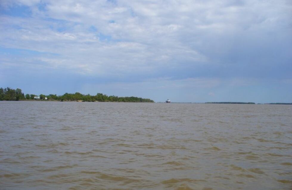 Desapareció un joven que se arrojó al río en Granadero Baigorria