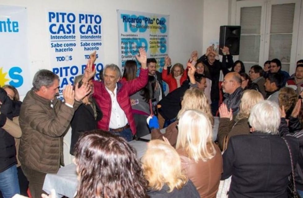 Pito Casi presentó en Colón la lista con la que busca una nueva reelección