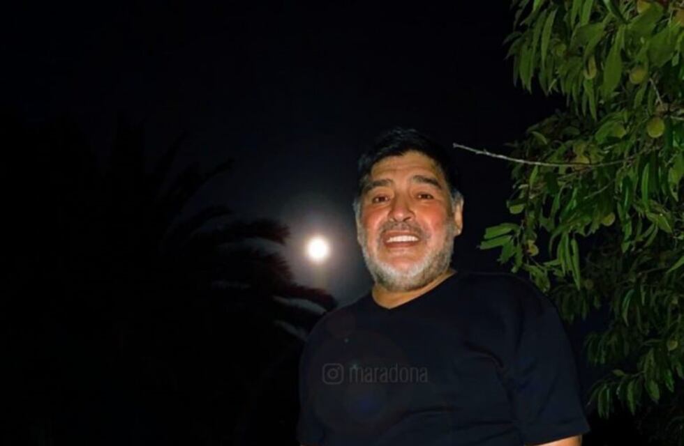 Cómo vivieron los famosos el eclipse lunar 2019
